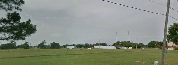 Eagle Ridge Mall Out Parcel: 15898 Hwy 27, Lake Wales, FL 33859